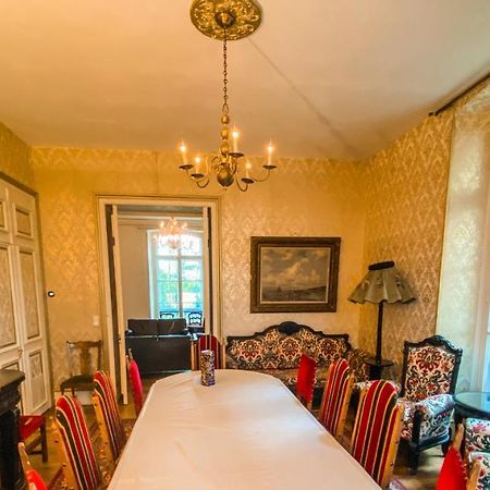 Private Castle With Park - Chateau Guillermo La Moncelle Luaran gambar