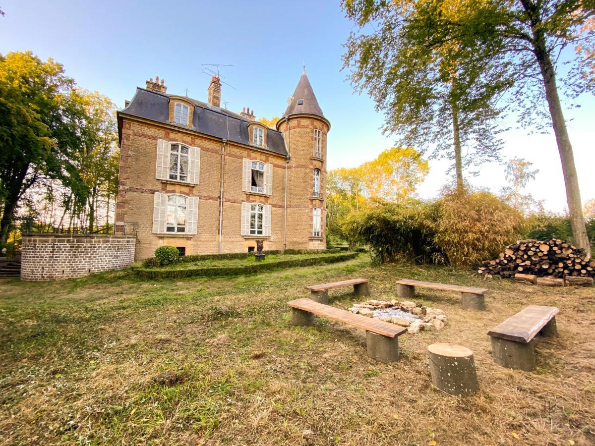 Private Castle With Park - Chateau Guillermo La Moncelle Luaran gambar