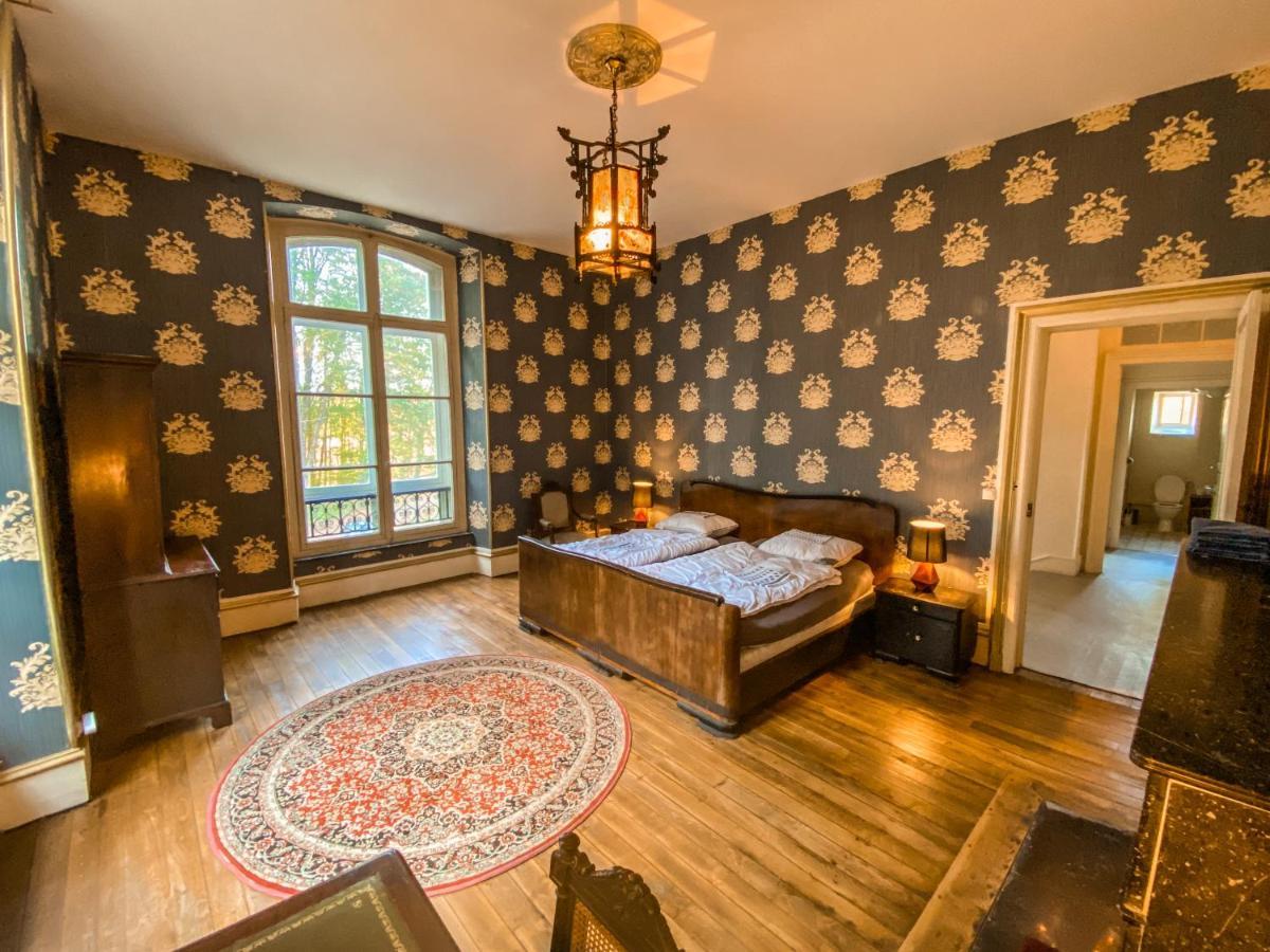 Private Castle With Park - Chateau Guillermo La Moncelle Luaran gambar