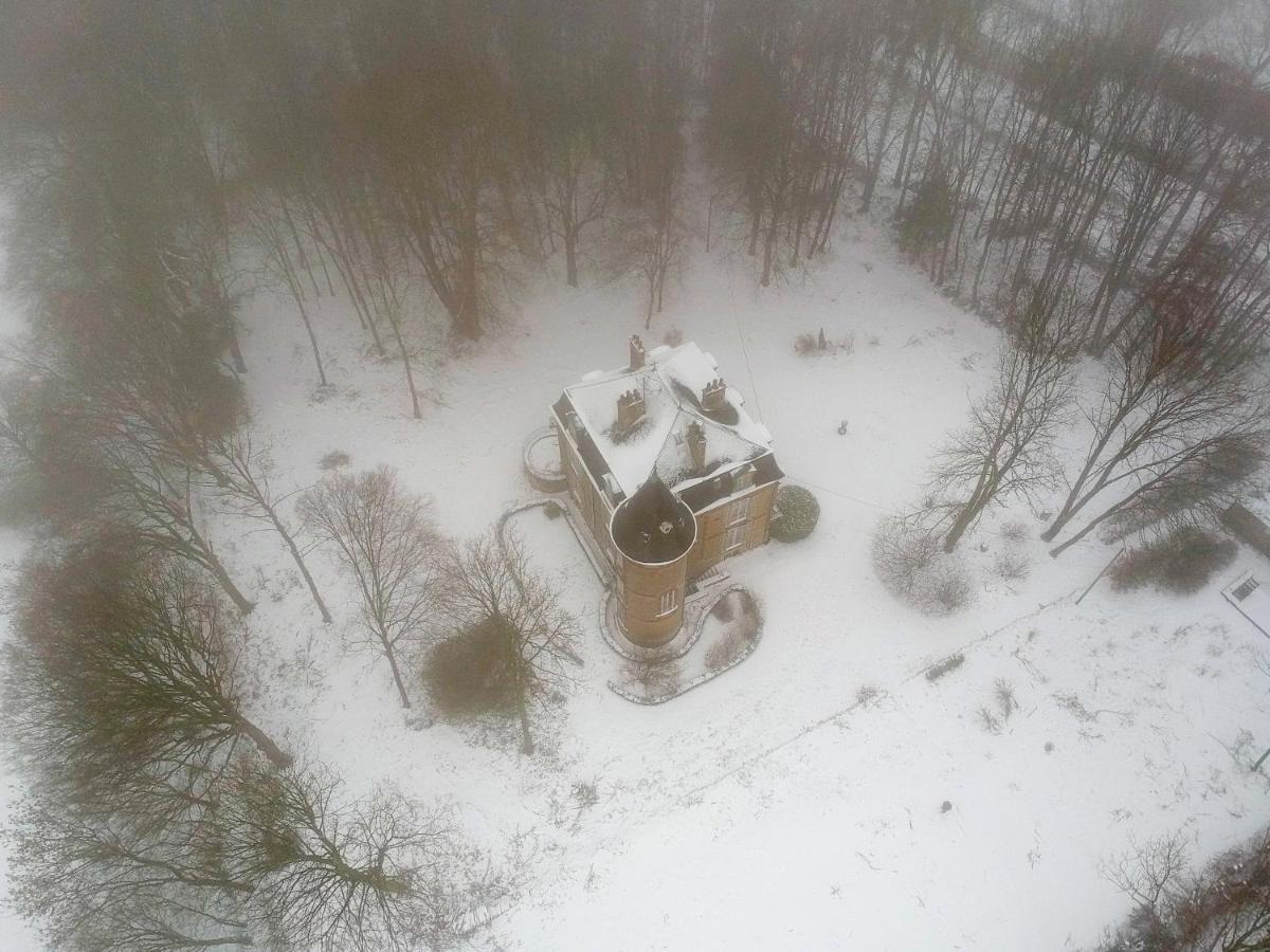 Private Castle With Park - Chateau Guillermo La Moncelle Luaran gambar