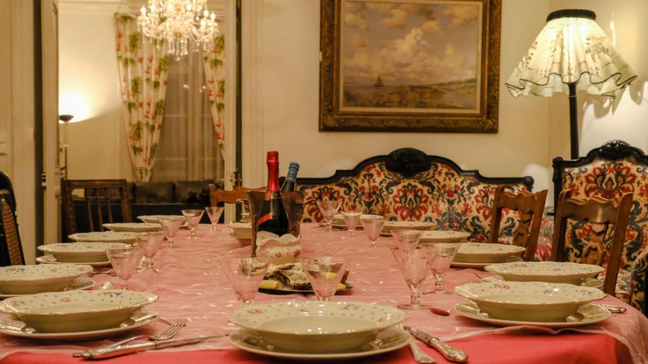 Private Castle With Park - Chateau Guillermo La Moncelle Luaran gambar